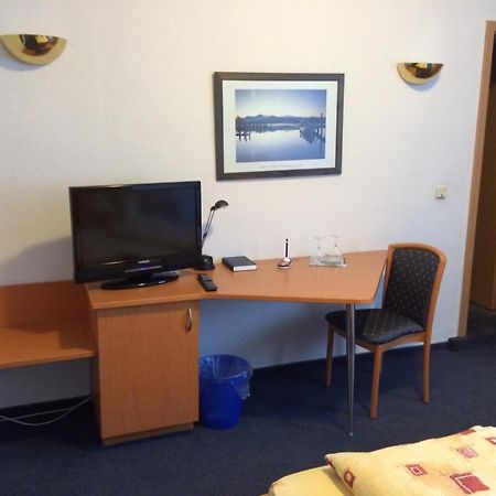 Hotel Am Salzberg Philippsthal Chambre photo