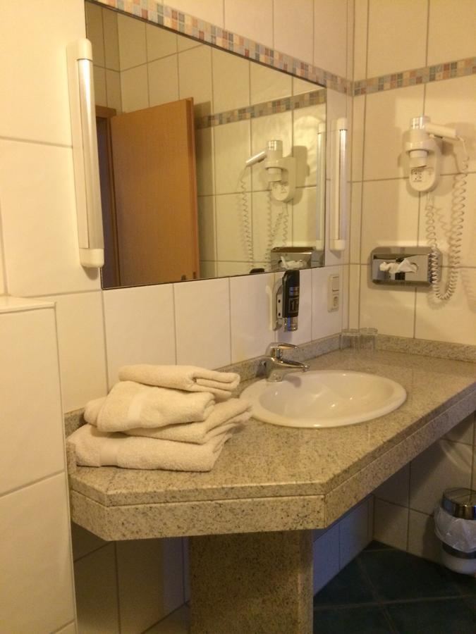 Hotel Am Salzberg Philippsthal Extérieur photo